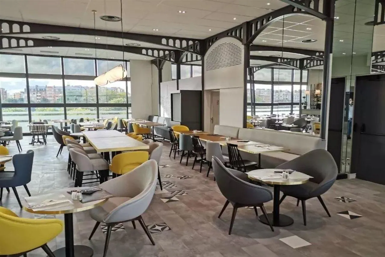 Hotel Ibis Paris Porte De Montreuil