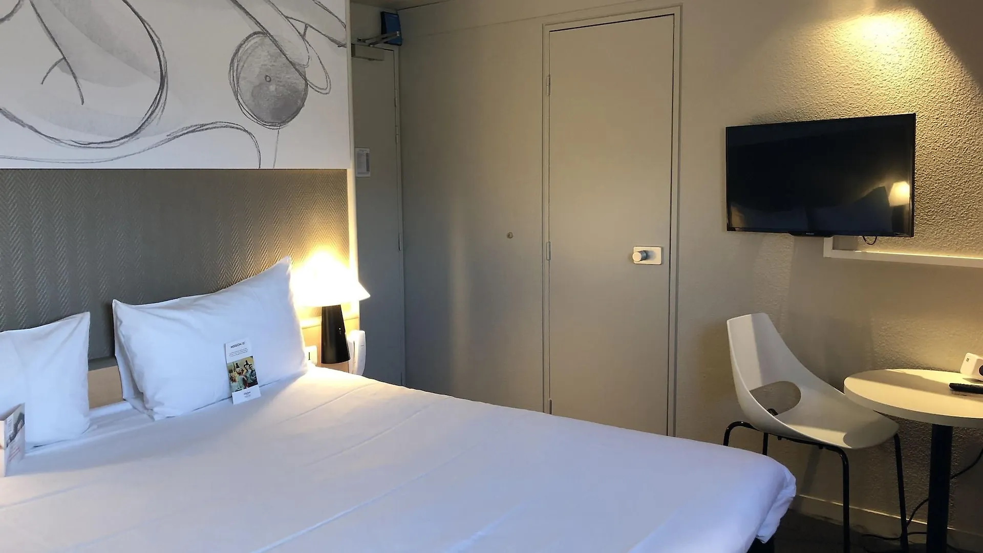 Ibis Paris Porte De Montreuil