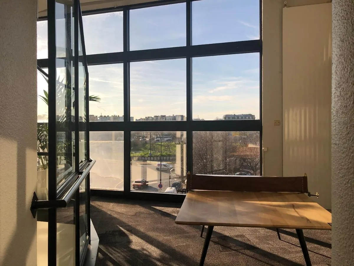 Hotel Ibis Paris Porte De Montreuil 3*